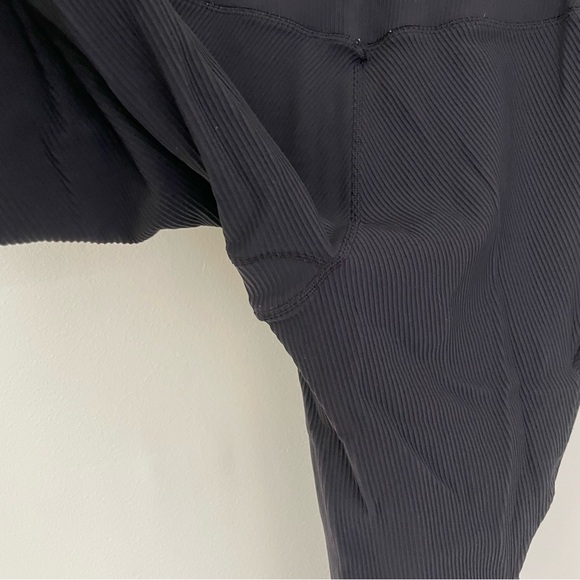 ATHLETA Salutation Stash Pocket II Rib 7/8 Tight Leggings Black XL Extra Large - Picture 7 of 10
